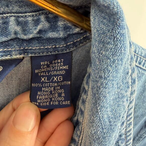 Eddie Bauer Women's Denim Button-Up Shirt - Size XL Tall - Picture 4 of 4